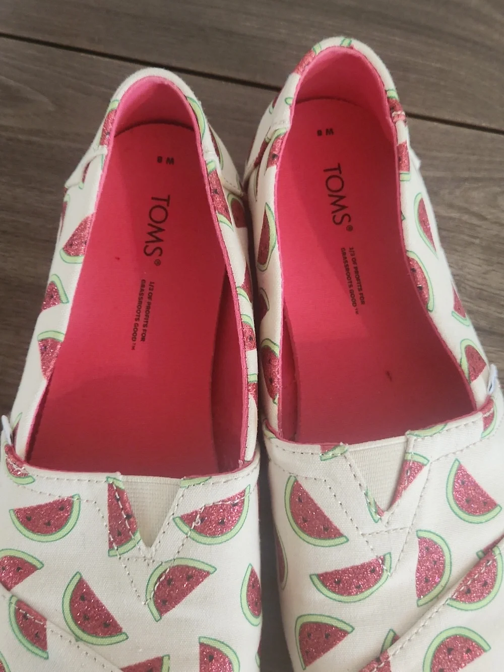 TOMS Watermelon Print Canvas Slip-Ons Size 8 - Picture 4 of 5